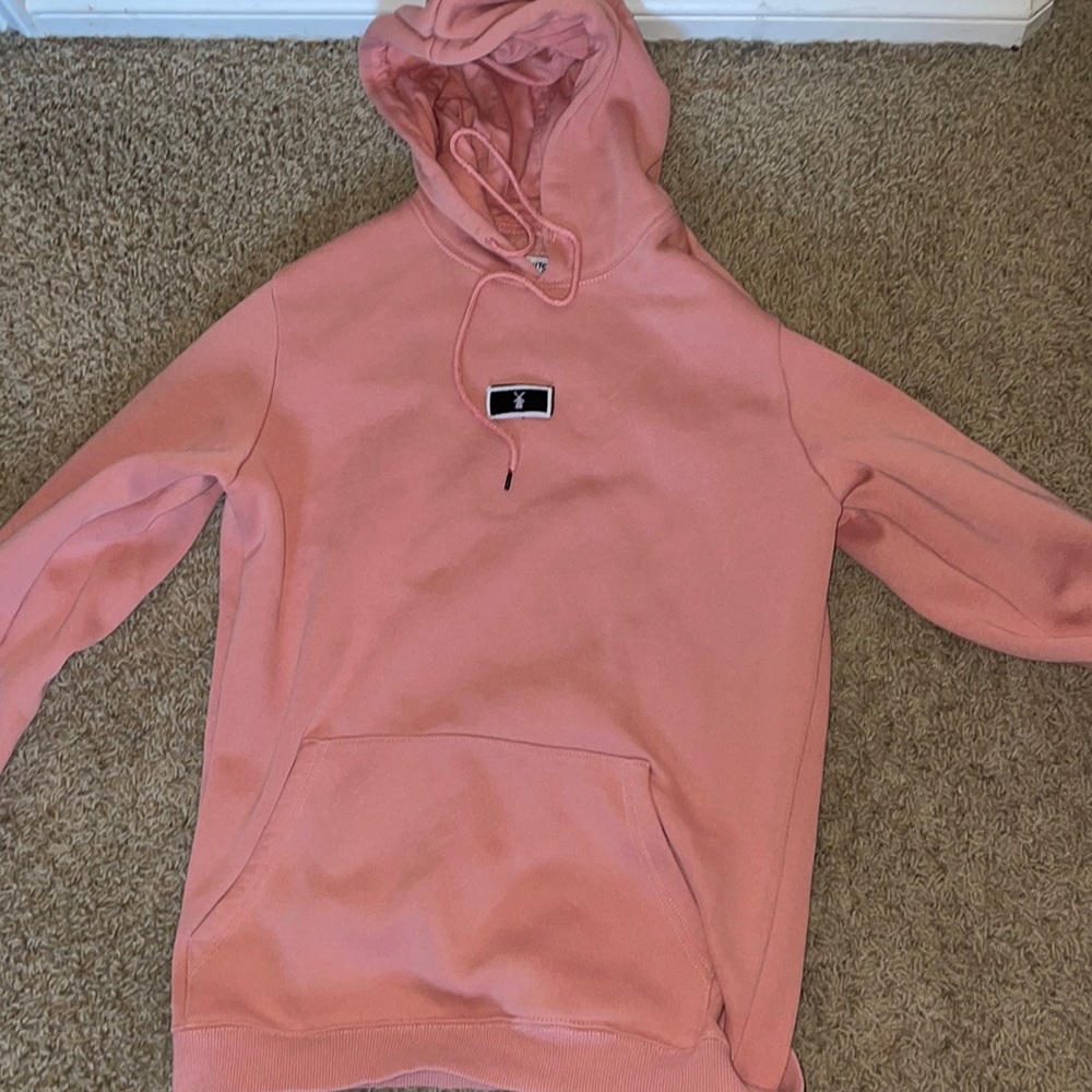 pink vintage dutch bros sweatshirt!! 💕💕🫣🫣